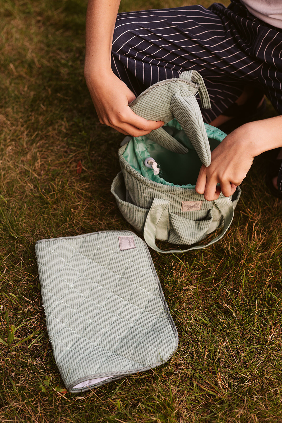 Poetstas voor Hobby Horse verzorging Groen corduroy