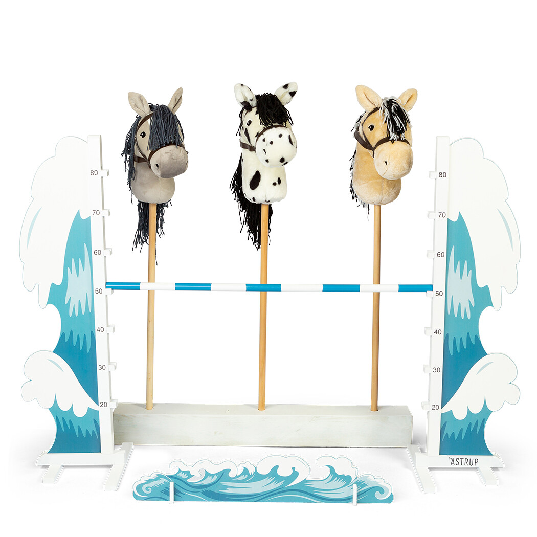 Water en golven hindernis voor Hobby Horse