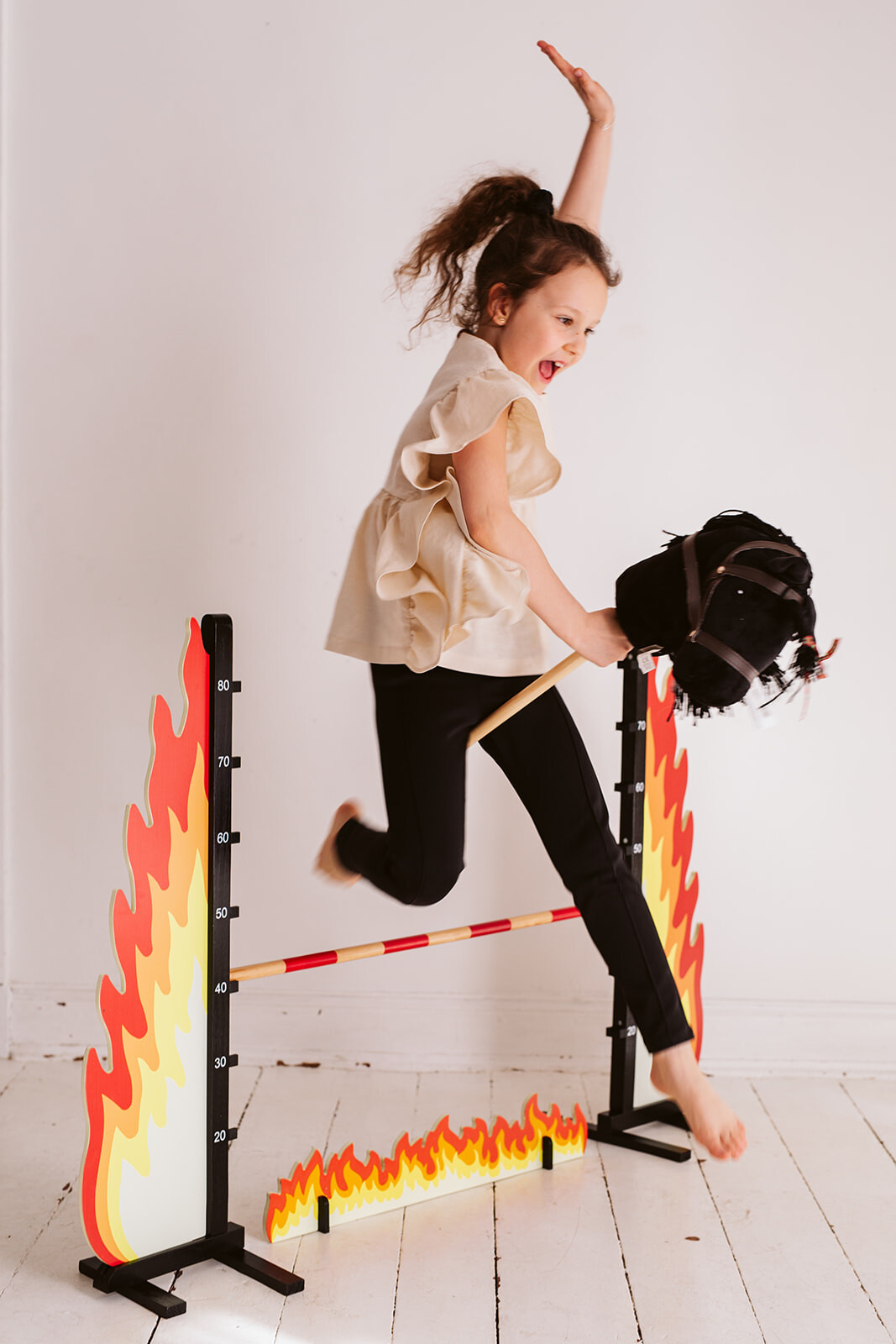 Hobby Horse Murgese Zwart